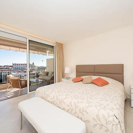 Apart-hotel Grand 3*