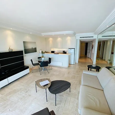 Grand Aparthotel Cannes