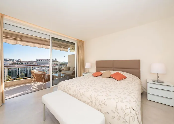 Aparthotel Grand 3*